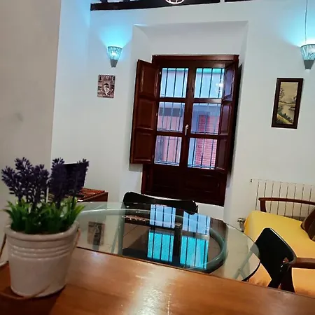 Corrala De San Anton Madraza Διαμέρισμα *